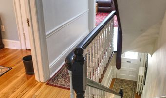 63 S Lake Ave, Albany, NY 12203