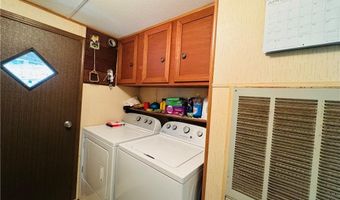 477 Parkway Dr, Jefferson, NC 28694