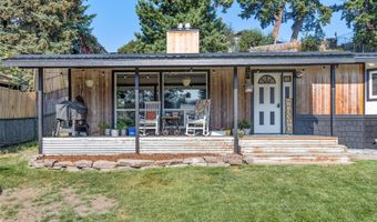 228 Lake Hills Ct, Bigfork, MT 59911
