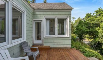 345 W Auburn Rd, Auburn, ME 04210