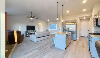 39 Harmony St, Buffalo, WY 82834