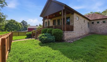 608 Cottage Ln, Benton, AR 72019