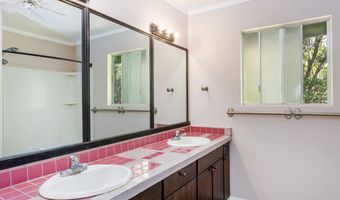 78-6929 MAMALAHOA Hwy, Holualoa, HI 96725