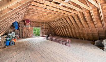 226 Tourtellot Hill Rd, Glocester, RI 02814