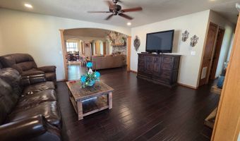 568 Woodford Rd, Ardmore, OK 73401