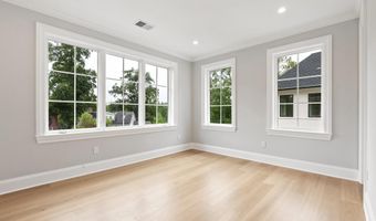 2920 CHESAPEAKE St NW, Washington, DC 20008