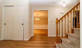 645 Walnut St, Manchester, NH 03104