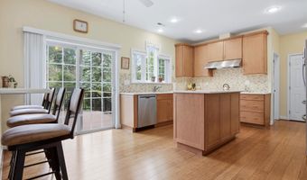 1026 GLENDEVON Dr, Ambler, PA 19002