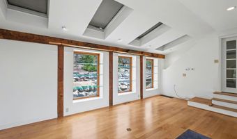19 Highland Dr, Amherst, NH 03031