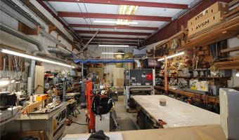 64 Halsey St 6, Newport, RI 02840