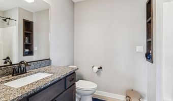 1836 Falcon Dr, Polk City, IA 50226