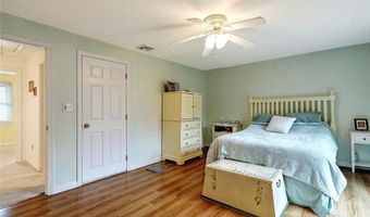 200 Heroux Blvd 805, Cumberland, RI 02864