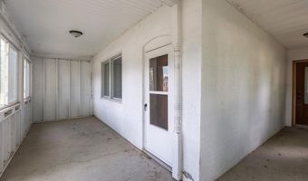 355 N 8th St, Arlington, NE 68002