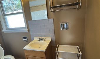 2350 Newton St, Akron, OH 44305