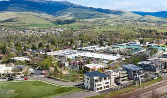 138 Clear Creek Dr, Ashland, OR 97520