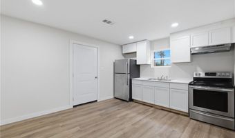 601 Sicard Ave, Arkoma, OK 74901