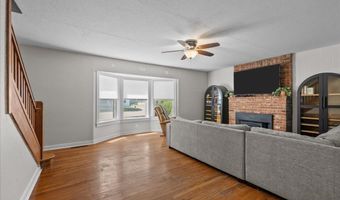 1322 N 4th St, Arkansas City, KS 67005