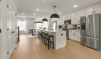 15577 Everglade Ave, Apple Valley, MN 55124