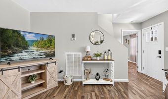 225 Peach St, Baxter, TN 38544