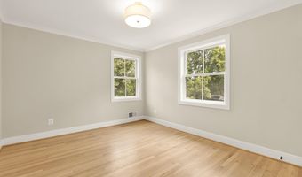10700 ALLOWAY Dr, Potomac, MD 20854