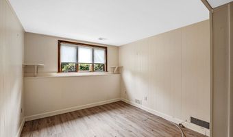 4 Butterworth Rd, Beverly, MA 01915