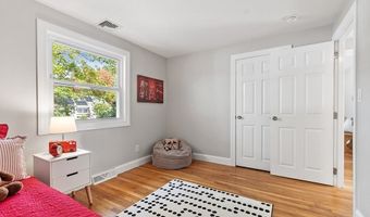 30 Paul Revere Rd, Acton, MA 01720