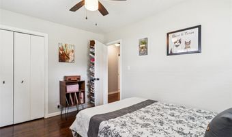 2087 Lake Rd, Akron, OH 44312