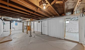 2318 Mogadore Rd, Akron, OH 44312