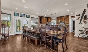 490 Royal Oaks Ln, Ardmore, OK 73401