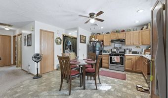 606 DeKalb Ave, Auburn, IN 46706