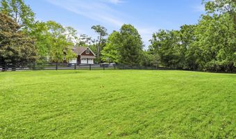 11005 Park Rd, Anchorage, KY 40223