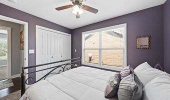 319 31st St SW, Altoona, IA 50009