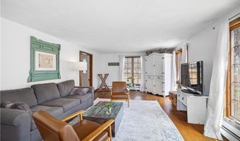 4 Intrepid Ln, Jamestown, RI 02835