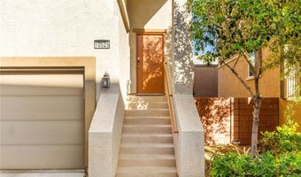 10525 Shiny Skies Dr, Las Vegas, NV 89129