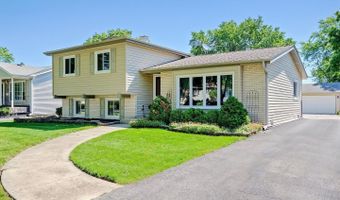 637 N Ellsworth Ave, Addison, IL 60101