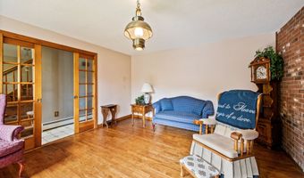 198 Crown St, Bristol, CT 06010