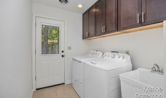 7358 SHEFFIELD Dr SE, Ada, MI 49301