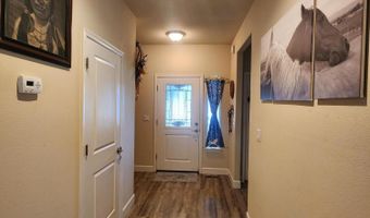 135 Cambridge Dr, Dayton, NV 89403