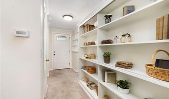 103 BIRCHWOOD Dr, North Kingstown, RI 02852