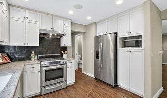 1510 SE ETON Ln, Milwaukie, OR 97222