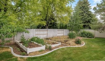 2195 S Midway Ave, Ammon, ID 83406