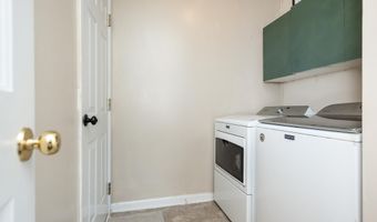 864 Thornbird Cir, Boiling Springs, SC 29316
