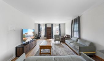 71 73 Elm St, Andover, NJ 07801