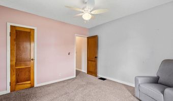 440 Long St, Ashville, OH 43103