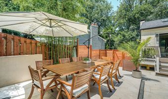 3662 VACATION Ln, Arlington, VA 22207