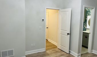 2635 Creekside Dr NW, Atlanta, GA 30318