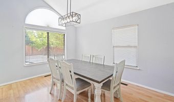 318 Redrock Dr, Antioch, CA 94509