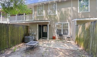5375 Arlington Ct, Baton Rouge, LA 70820