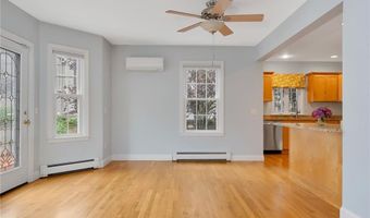 1 Slocum St, Newport, RI 02840