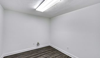 1041 Lake Vlg, Brandon, MS 39047